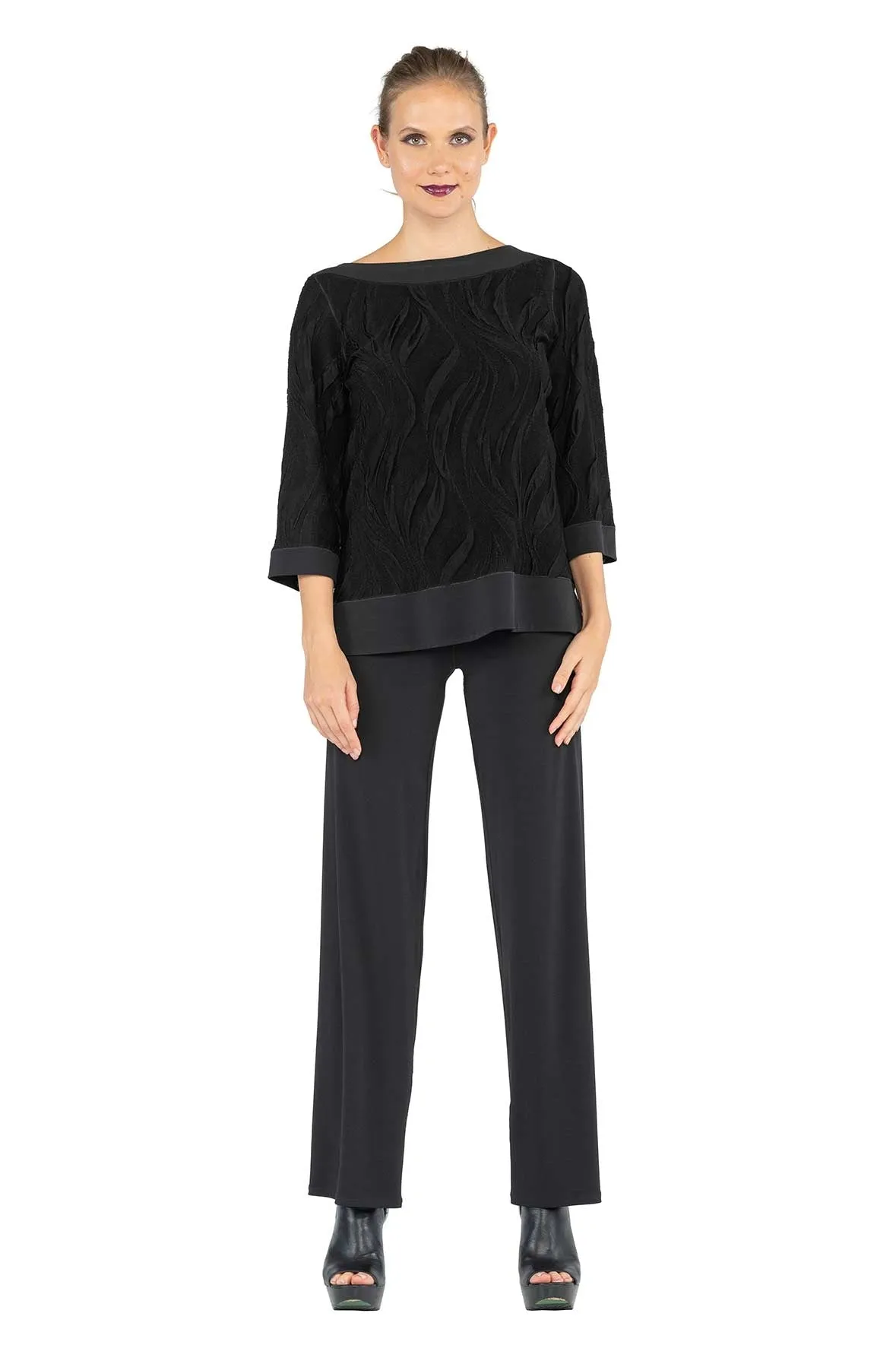 3/4 Sleeve Easy Boat Neck Framed Top