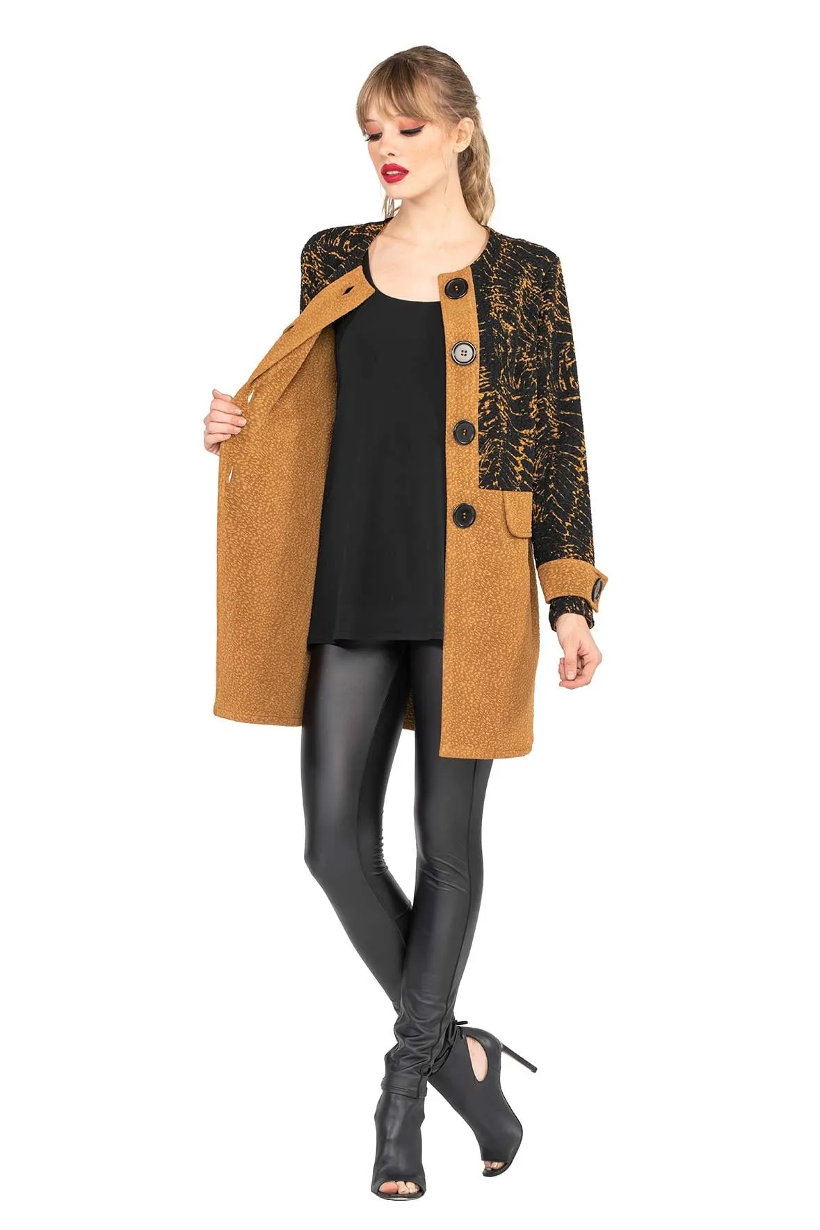 4 Buttons Coat w/ Flaps