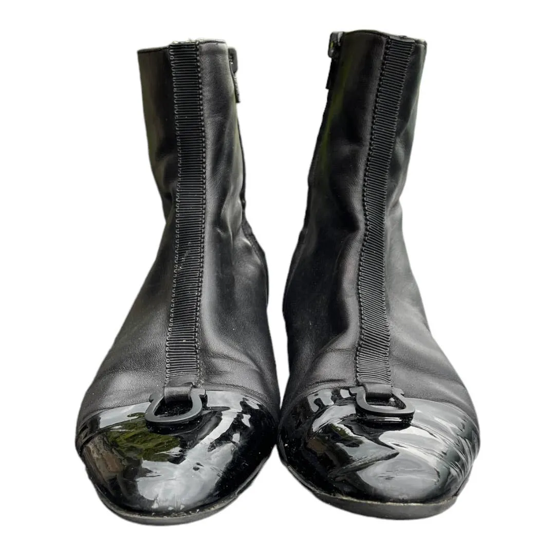 Ferragamo Gancini Leather Patent Booties Boots Size 8 Black