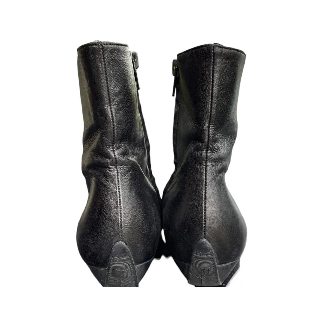 Ferragamo Gancini Leather Patent Booties Boots Size 8 Black