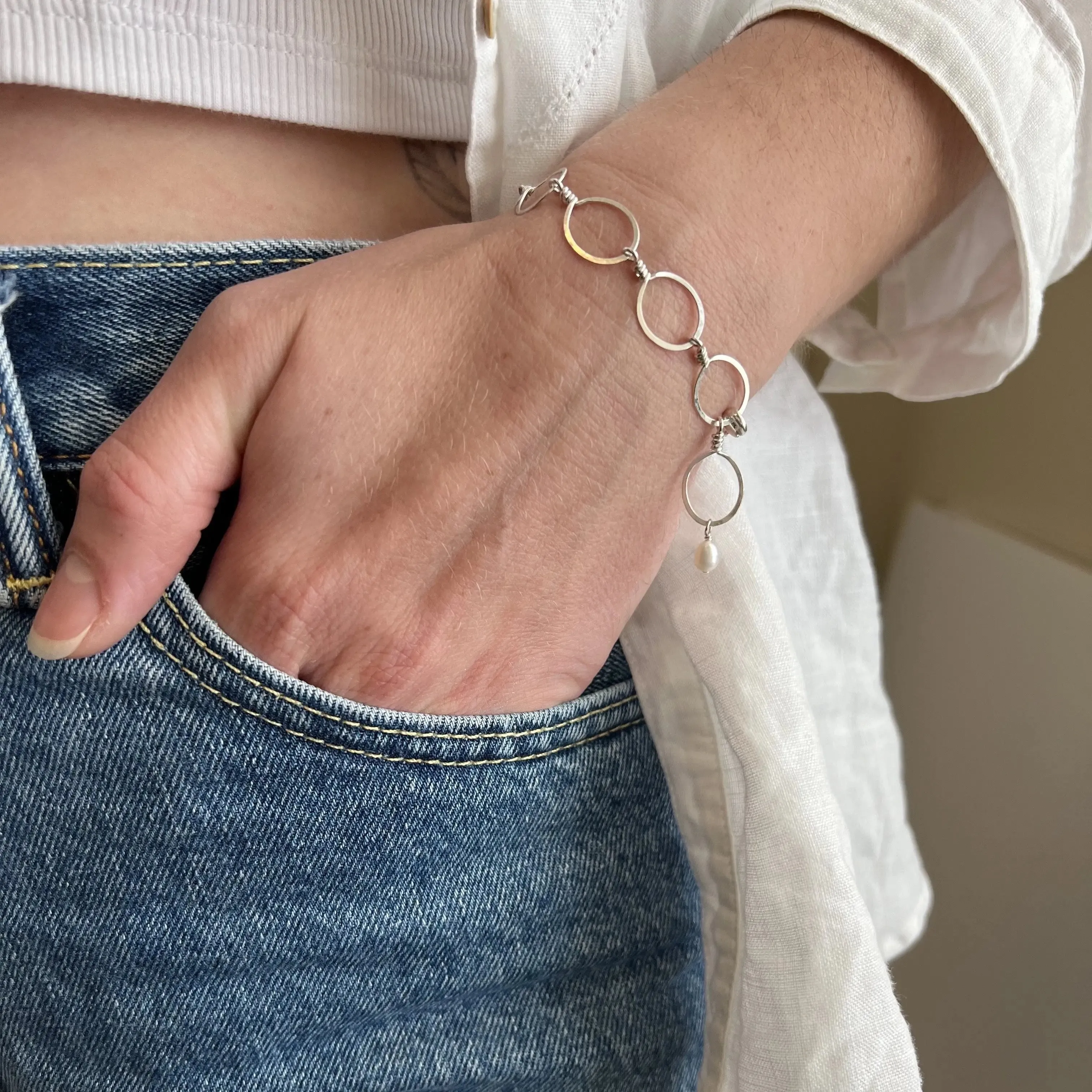 Forged Small Oval Bracelet with Rice Pearl Accent
