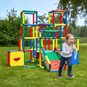 HUGE PYRAMID WITH RAMP 